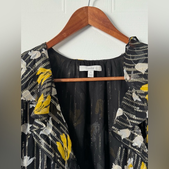 Joie silk wrap floral Karmel long sleeve top size XS - Picture 4 of 10